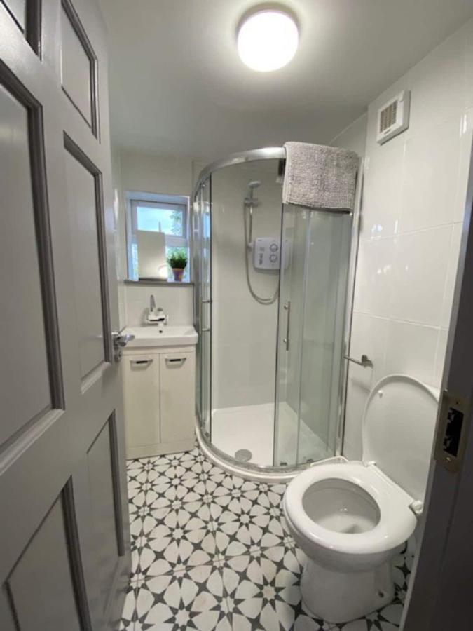 Location Location - Gorgeous 3 Bed Apartment In Killarney Bagian luar foto